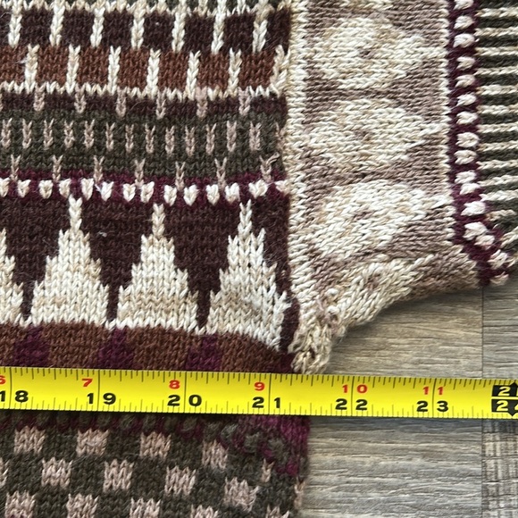 Northwest Territory Burgundy Brown Patterned Crewneck Sweater, Size L - Picture 9 of 12